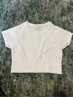 Aerie Women’s White Ribbed Hem Cropped Crewneck Tee Size XS